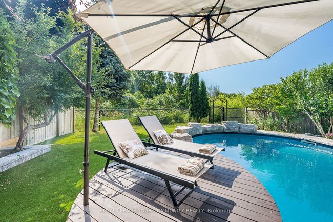 63 Regency View Hts, House other with 4 bedrooms, 4 bathrooms and 5 parking in Maple ON | Image 36