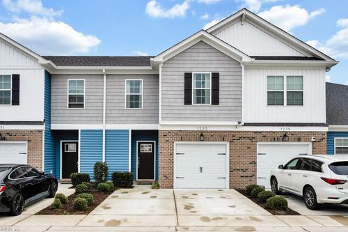 1233 Parkley Dr, Chesapeake, VA, 23320-2471 | Card Image