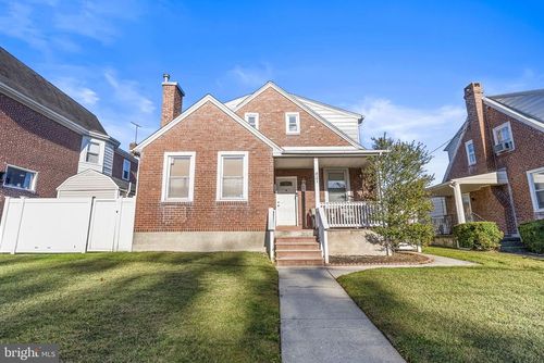 b-821 Stanbridge St, NORRISTOWN, PA, 19401-3661 | Card Image