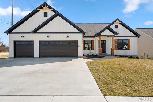 105 Prominence Point Ct, Wentzville, MO, 63385-8801 | Card Image