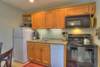 7-2 - 7 South Branch Way, Condo with 2 bedrooms, 1 bathrooms and null parking in Sandy River Plt ME | Image 3