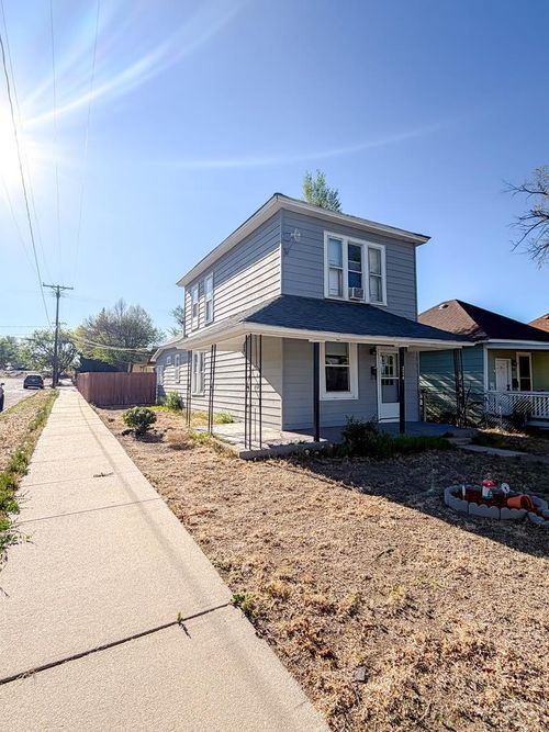 324 Lewis Ave, La Junta, CO, 81050-1719 | Card Image