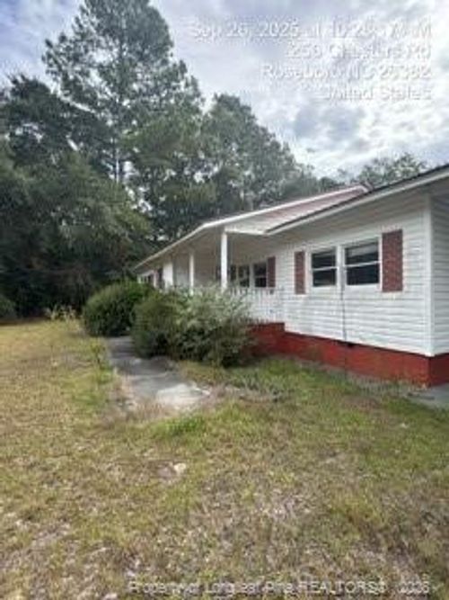 256 Chesters Rd, Roseboro, NC, 28382-5215 | Card Image