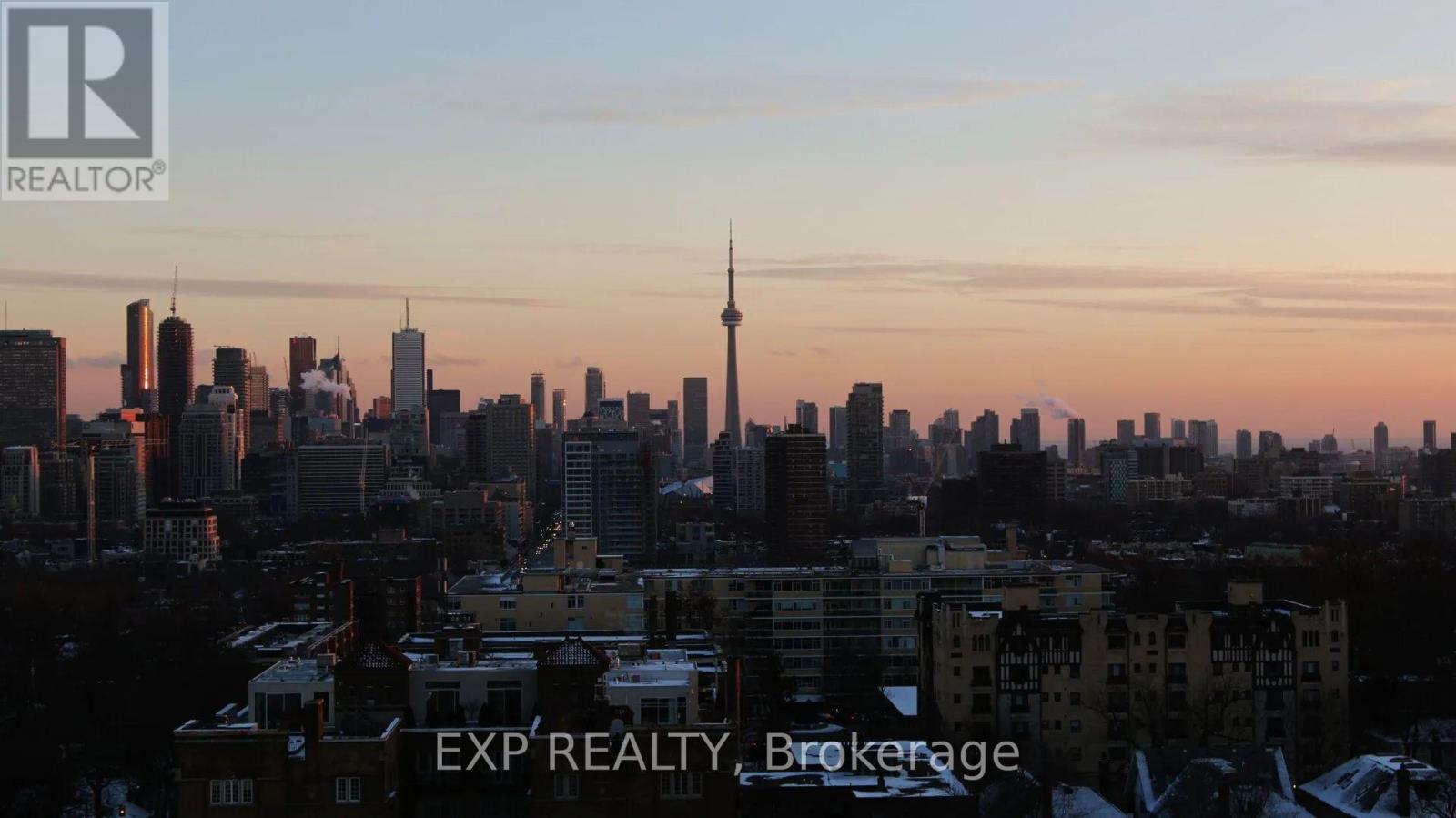 Residential Lease in Toronto (Casa Loma) 2