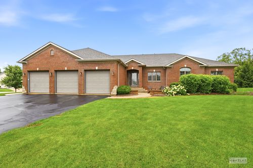 6192 S Woods Ct, Yorkville, IL, 60560-9844 | Card Image