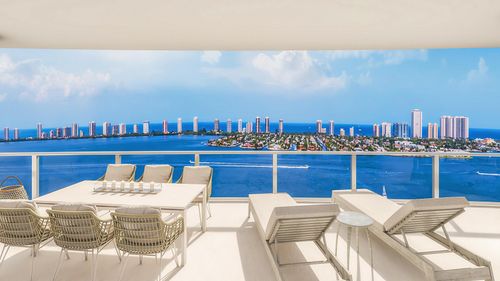 apt-812-220 Lake Shore Dr, Lake Park, FL, 33403-3597 | Card Image