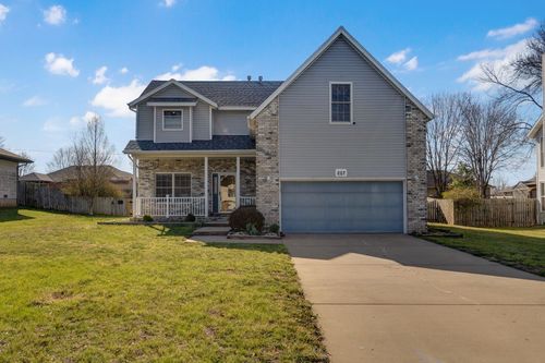 207 N Meadow St, Nixa, MO, 65714-8470 | Card Image