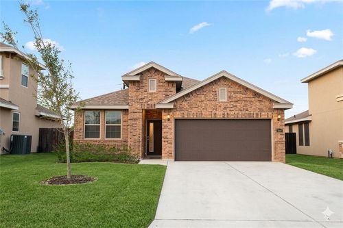 2406 Del Oro Dr, Mission, TX, 78572-8102 | Card Image