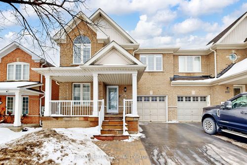 129 Knapton Dr, Newmarket, ON, L3X3B4 | Card Image