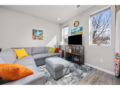 1116 Oak Cir, Lakewood, CO, 80215-4536 | Card Image
