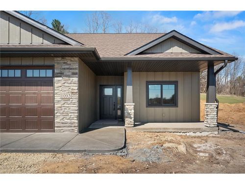 1043 Legend Lane, RIVER FALLS, WI, 54022 | Card Image