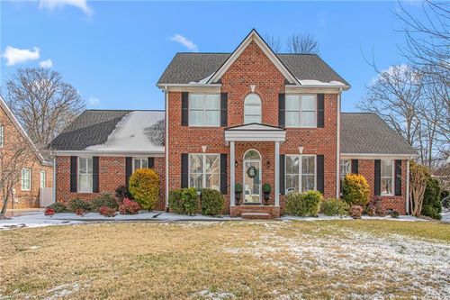 204 Georgetowne Dr, Elon, NC, 27244-8315 | Card Image