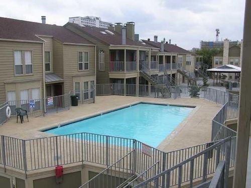 76-2529 Rio Grande St, Austin, TX, 78705-4508 | Card Image