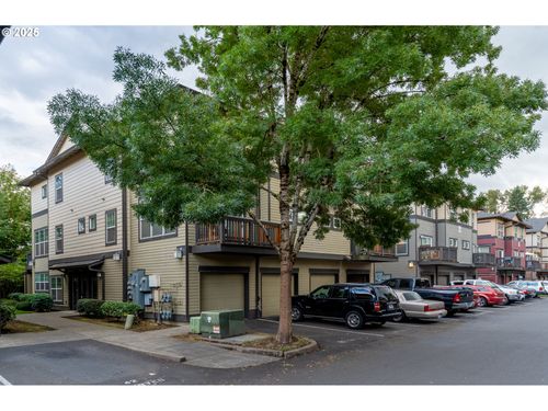 200-22848 Sw Forest Creek Dr, Sherwood, OR, 97140-9888 | Card Image