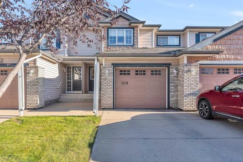 109 Citadel Estates Manor Nw, Calgary, AB, T3G5M7 | Card Image