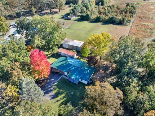 16829 David Crockett Pkwy W, Elora, TN, 37328-5211 | Card Image