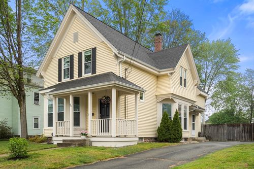 68 Linden St, Whitman, MA, 02382-2414 | Card Image
