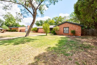 1709 Sylvan Drive, House other with 3 bedrooms, 2 bathrooms and null parking in Abilene TX | Image 3