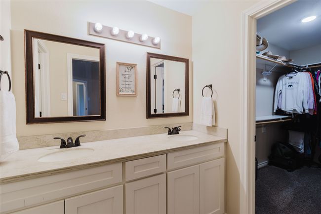Bathroom with vanity | Image 10