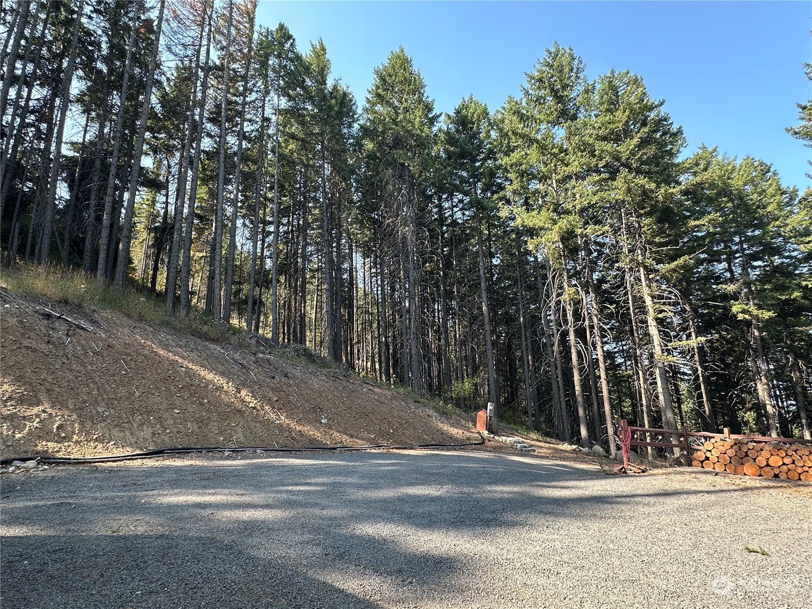 170 Pumphouse Hill Road, For Sale in Cle Elum Zoocasa