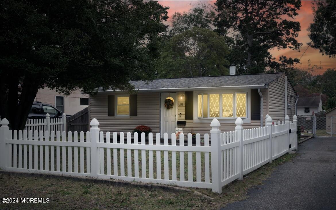 Laurel Dr, Bayville, NJ 08721