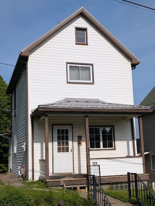 124 Pleasantview, City of But SE, PA, 16001 | Card Image