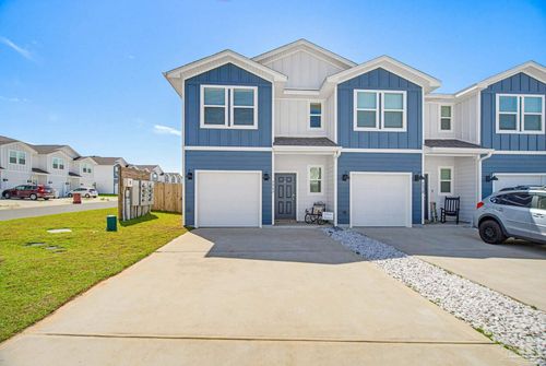 4062 Pendragon Cir, Milton, FL, 32583-4522 | Card Image