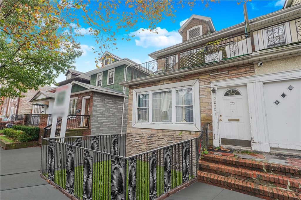7th St, Brooklyn, NY 11223