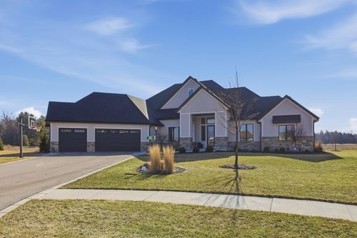 3082 Monona Ct, Summit, WI, 53066-5058 | Card Image