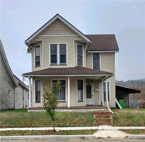 327 N 2nd St, Coshocton, OH, 43812-1104 | Card Image