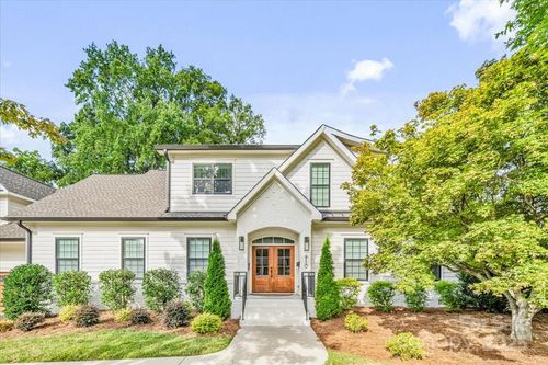 910 Heather Ln, Charlotte, NC, 28209-2430 | Card Image