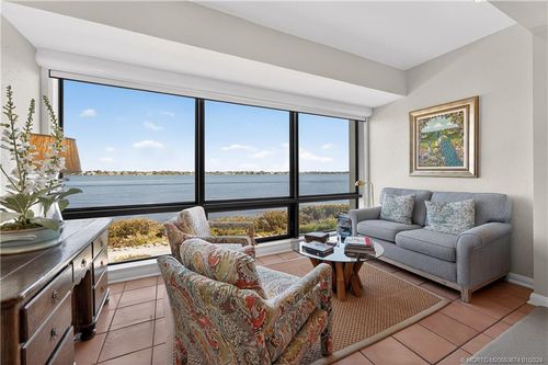 8b-2548 Nw Seagrass Dr, Palm City, FL, 34990-4820 | Card Image