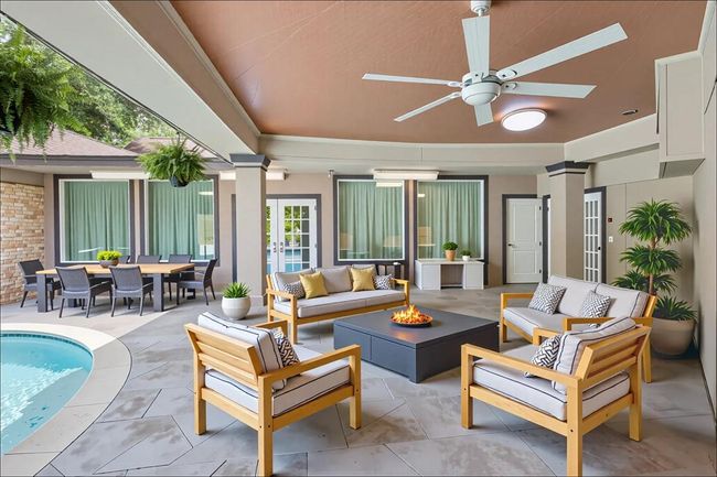 8220 Wateka Cir, House other with 4 bedrooms, 3 bathrooms and null parking in Houston TX | Image 28