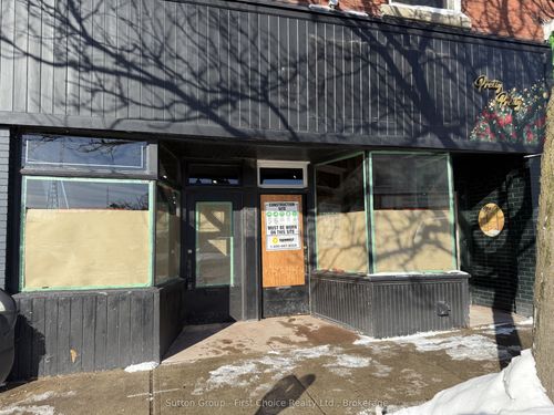 {{alt}} | Card Image