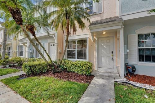43 Simonton Cir, Weston, FL, 33326-1184 | Card Image