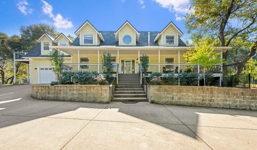 2000 Oak Knoll Ct, Placerville, CA, 95667-3812 | Card Image