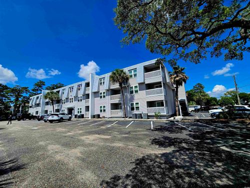 401 Hillside Dr N, North Myrtle Beach, SC, 29582-2950 | Card Image