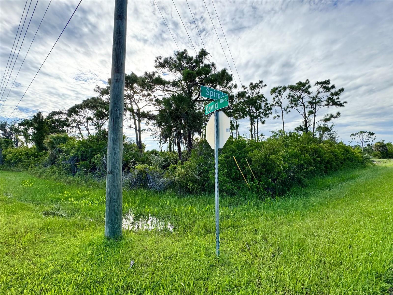 Land in PORT CHARLOTTE 2