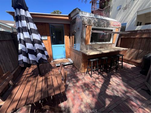 98 Welcome Ln, Seal Beach, CA, 90740-5973 | Card Image