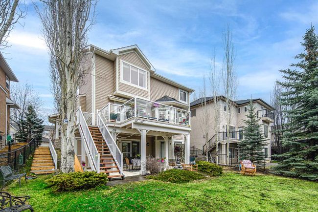 24 Discovery Ridge Rise Sw, Home with 4 bedrooms, 5 bathrooms and 4 parking in Calgary AB | Image 46