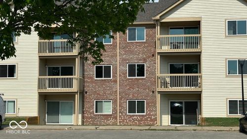 unit-2-12517 Timber Creek Dr, Carmel, IN, 46032-7527 | Card Image