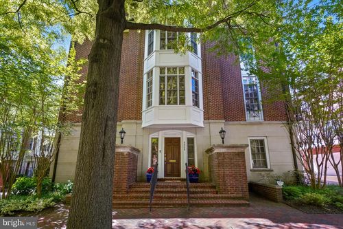 4828 Montgomery Ln, BETHESDA, MD, 20814-5302 | Card Image