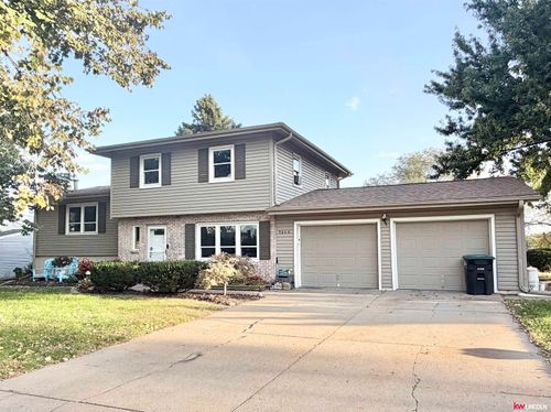 9649 Sprague St, Omaha, NE, 68134-3818 | Card Image
