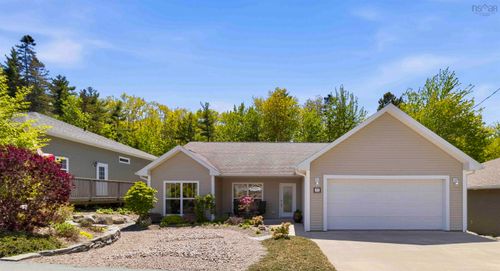 32 Roundhouse Drive, Bridgewater, NS, B4V9A9 | Card Image