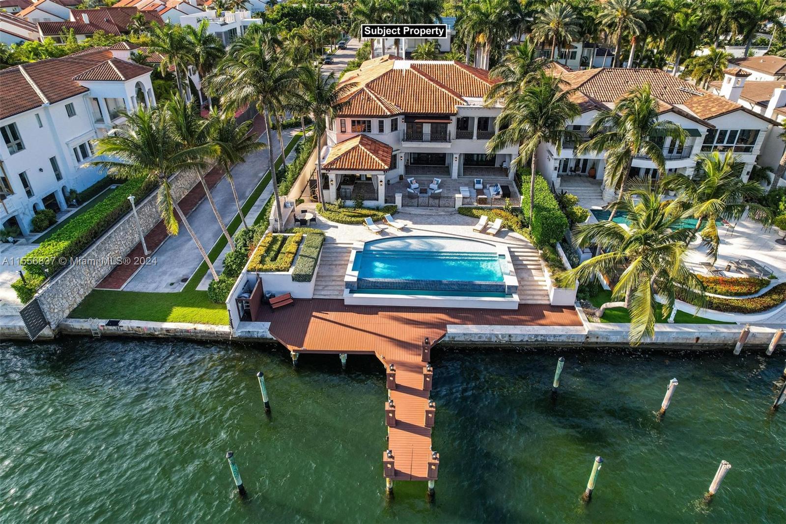Bayshore Ln, Miami, FL 33133