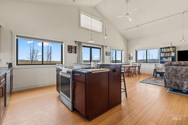 269 N 100 E, House other with 2 bedrooms, 2 bathrooms and 2 parking in Fairfield ID | Image 10