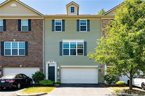 9581 Tahoe Dr, Washingtn Twp, OH, 45458-3770 | Card Image