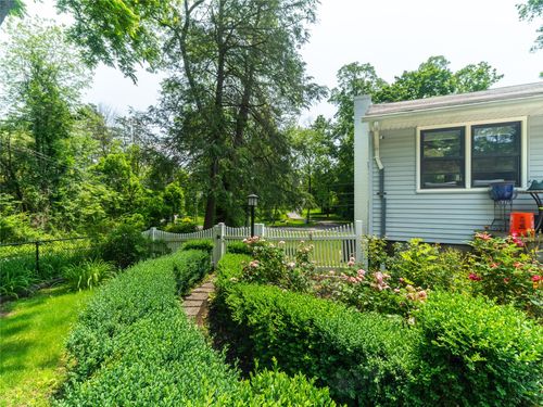 175 Chappaqua Rd, Ossining, NY, 10562 | Card Image