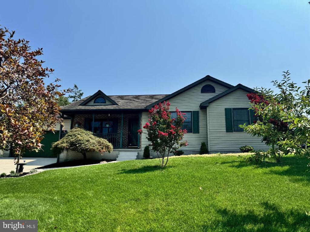 Marietta Ave, Hanover, PA 17331