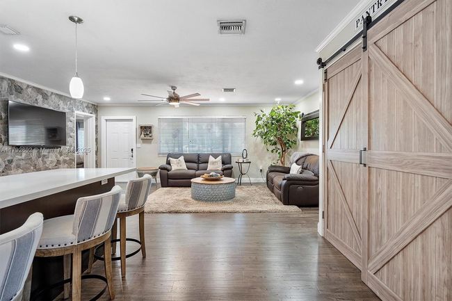 8420 Taft St, House other with 3 bedrooms, 1 bathrooms and null parking in Pembroke Pines FL | Image 10